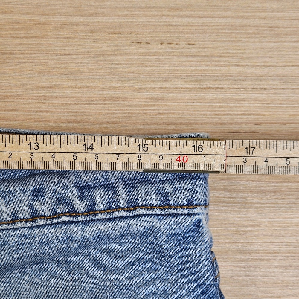 Vintage 90s Levi's Jeans Mens 34x30 Fit 32x30 Light Blue 550 Relaxed Fit Tapered - Picture 12 of 16